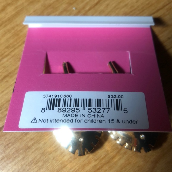 Betsey Johnson Gold Tone Pink Red Iridescent Heart Drop Earrings Crystal NWT - Picture 11 of 12